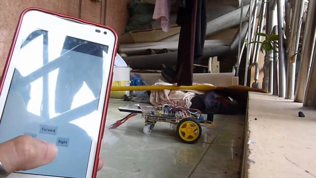 Controlling Raspberry Pi through Wifi from Android Phone смотреть онлайн