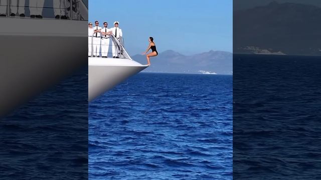 Она сводит меня с ума своим погружением. смотреть онлайн