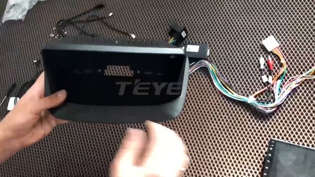 Установка магнитолы TEYES на RENAULT MEGANE 3 2008-2014 смотреть онлайн