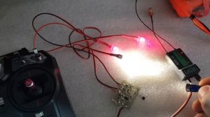 Свет для карпового кораблика с индикацией выгрузки