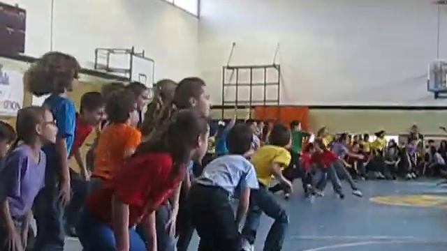Richmond Ballet Minds in Motion - Emek Hefer, Israel смотреть онлайн