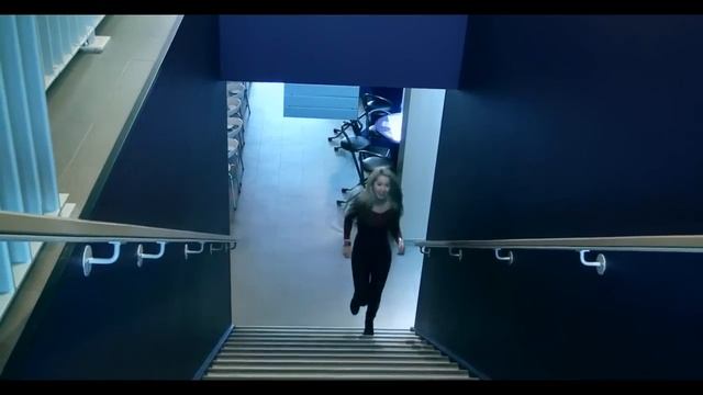 Karlijn Verhagen - WATCH ME (Original) смотреть онлайн