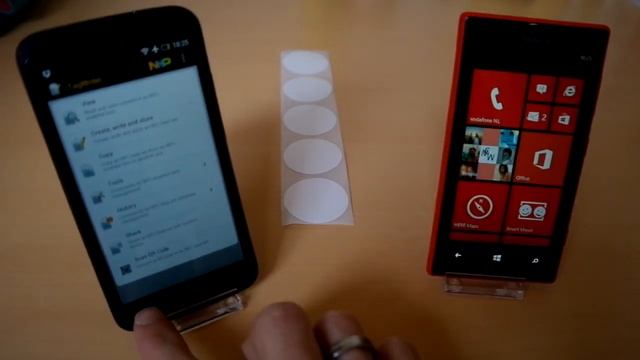Writing NFC tag with Android handset, reading with Windows Phone смотреть онлайн