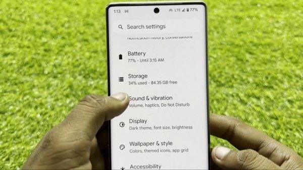 Turn ON/OFF Live Caption in Android 14 || Google Pixel