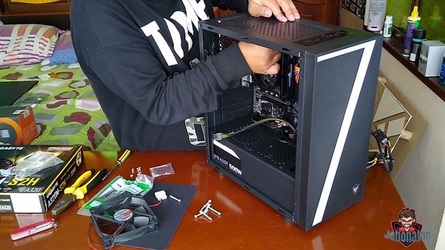 ENSAMBLANDO PC DE SUSCRIPTOR #1 RAIMBO C7 - RYZEN 5 2600 - RX 570 - 8 GB DDR4 смотреть онлайн