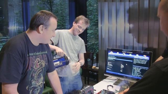 Grill z firmą Gigabyte, redakcją PCLab.pl oraz czytelnikami смотреть онлайн
