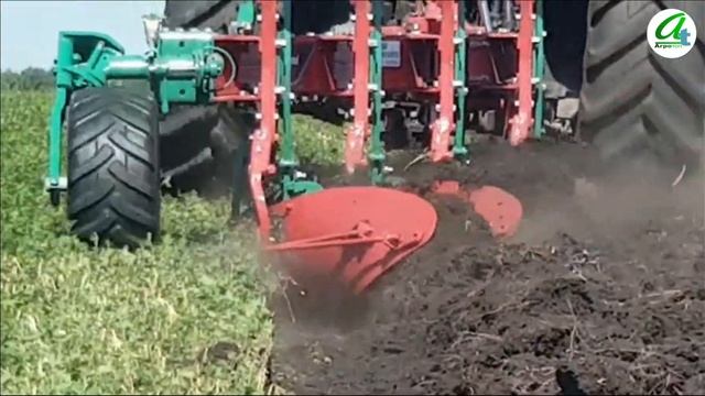 Навесной оборотный плуг Kverneland LD