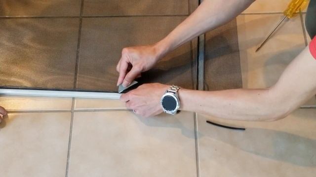 Rescreen Aluminum vs. Charcoal Fiber Screen Sliding Door & Windows! смотреть онлайн