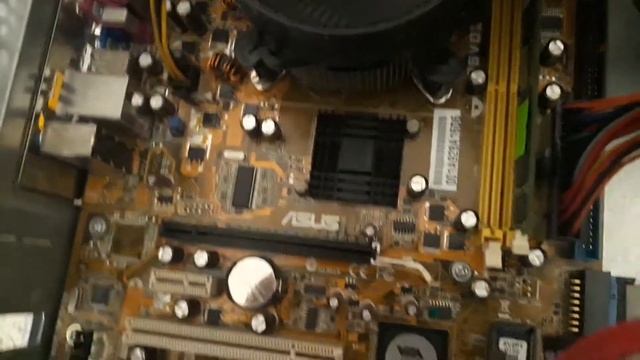 Placa mãe Asus P5vd2-MX смотреть онлайн