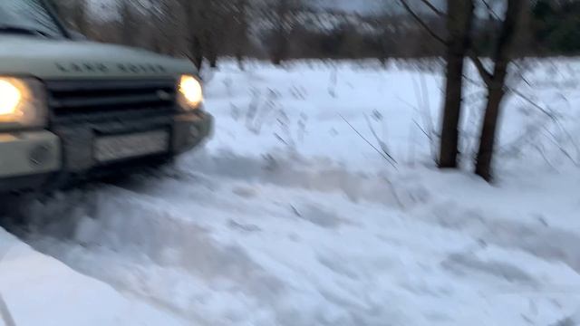 Discovery 2 TD5 AT In Snow