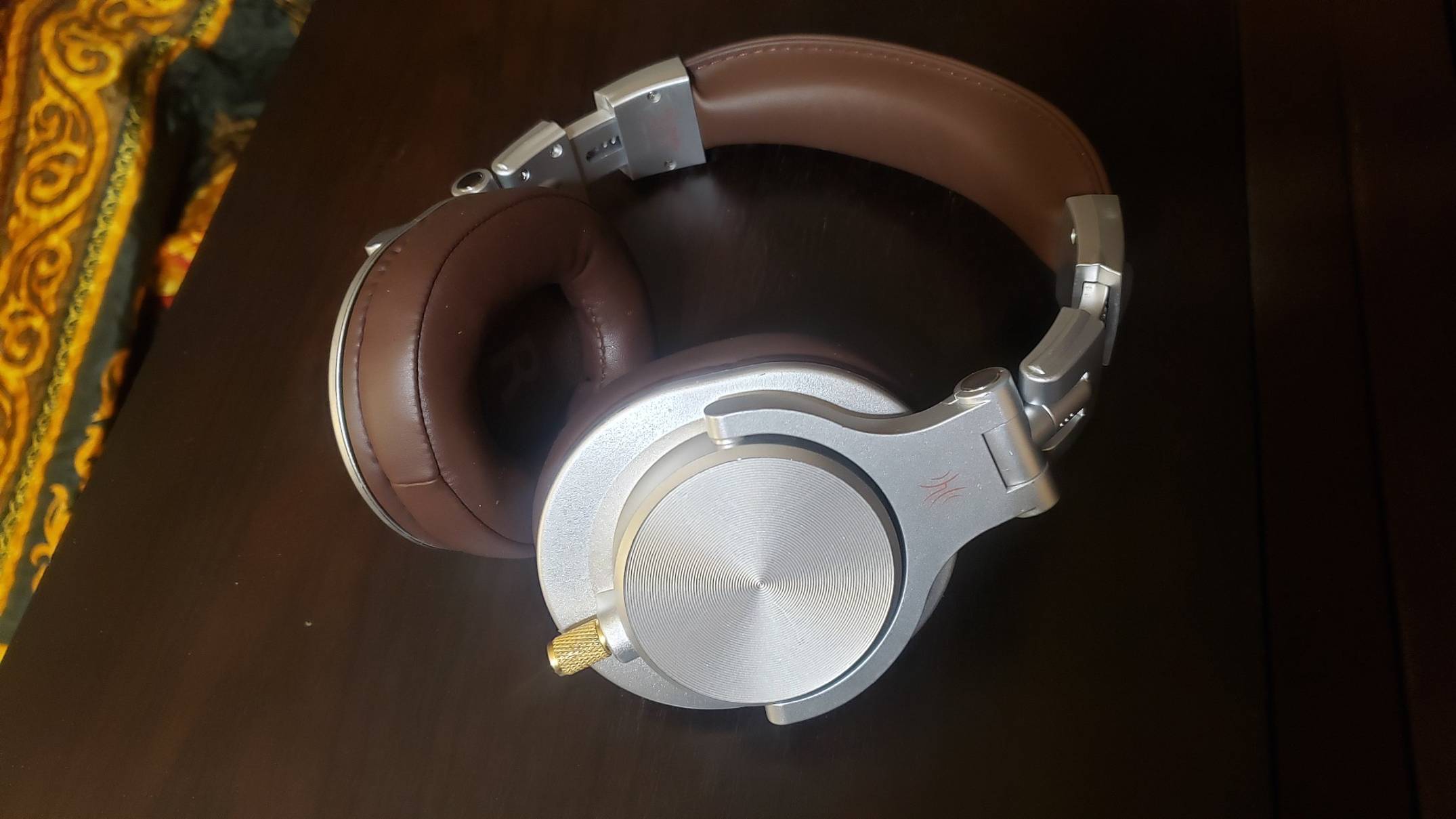 Бюджетные китайские наушники творят чудеса? смотреть онлайн