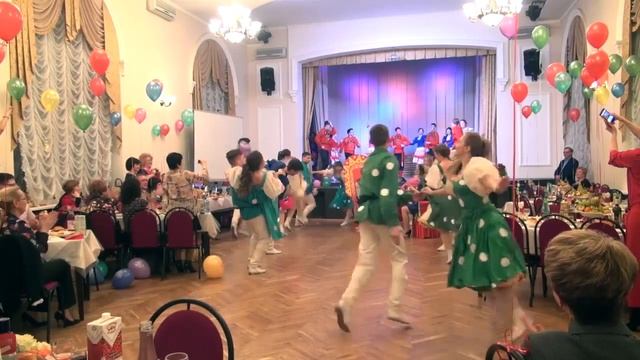 Подарок Марии Александровне от "Сувенира" смотреть онлайн