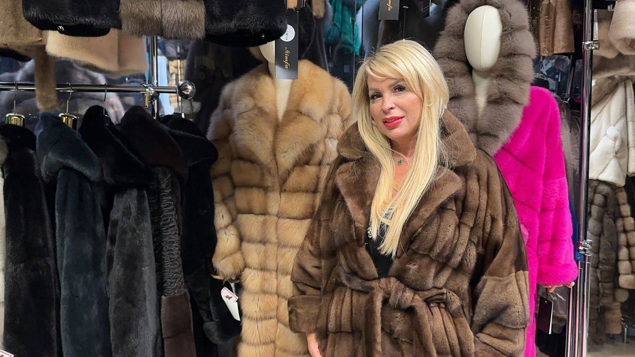 “Fursini” Роскошные длинные норковые шубы на Садоводе смотреть онлайн