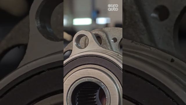 Случай в автосервисе, или будьте внимательны при покупке "оригинальных" запчастей! смотреть онлайн