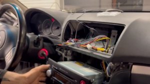 Установка магнитолы TEYES на Subaru Outback 3 Legacy 4 2003-2009