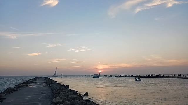 LIVE Florida Heavenly Sunset & Afterglow Show 4/2/2024 смотреть онлайн