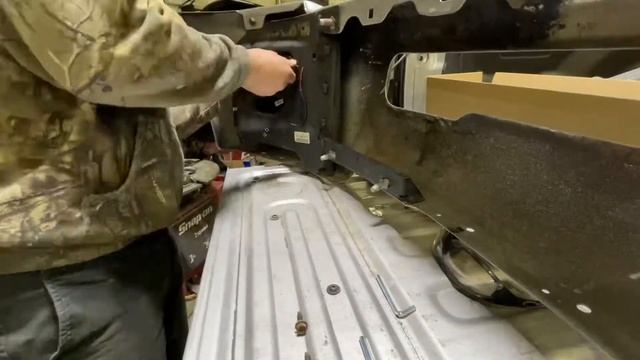 4th Gen bumper install on 3rd Gen Dodge Ram 2500 3500 смотреть онлайн