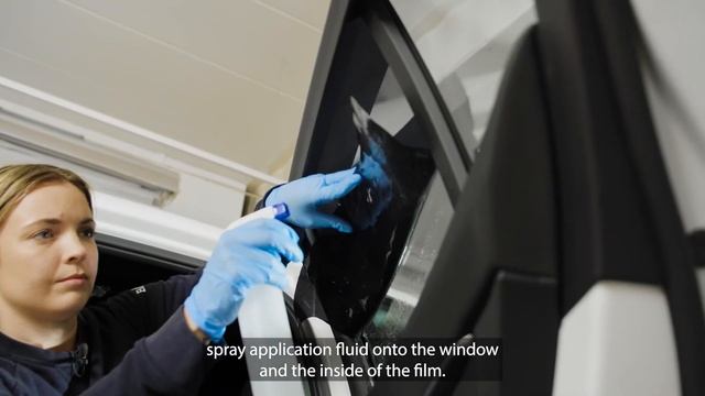How to install EVOFILM static cling window tint film part 2 - Windows in car doors. (ENG) смотреть онлайн