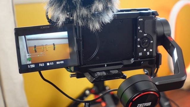 Controlling your Sony ZV- E10 with your Weebill S gimbal ! смотреть онлайн