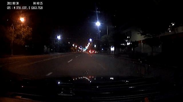 720P HD Car DVR (Night time video clip) смотреть онлайн