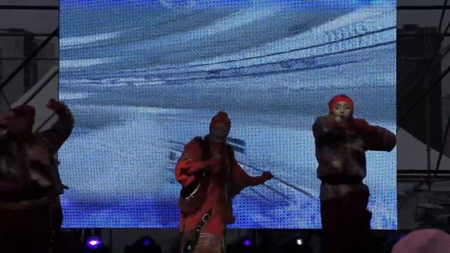 Светлана Юрасова и ансамбль "ДЕВЧАТА" смотреть онлайн