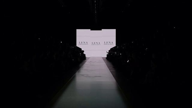 Московская неделя моды: LENA KARNAUHOVA - Chilipin - Badra-NoAudio смотреть онлайн