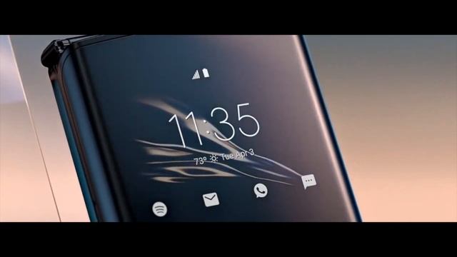 MOTOROLA RAZR 2019 COMMERCIAL REMIX смотреть онлайн