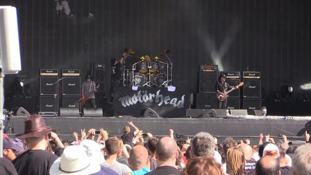 Motorhead - Ace of Spades (Live at British Summer Time 04.07.2014) смотреть онлайн