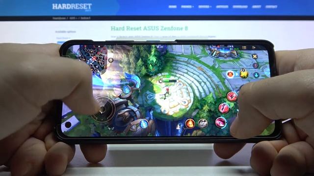 Asus Zenfone 8 - Wild Rift | League Of Legends Mobile | 120 Hz смотреть онлайн