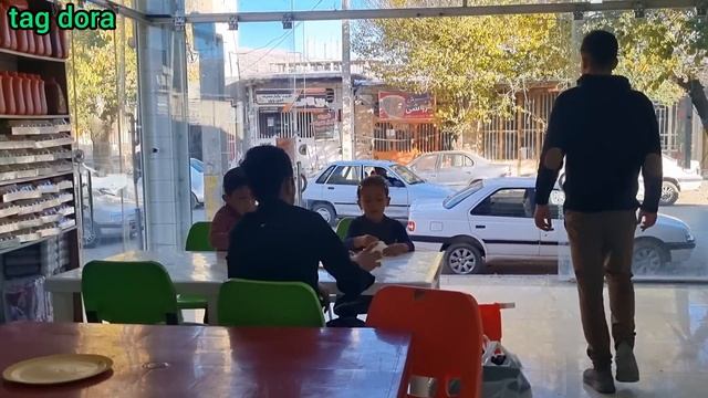 Sadiq's Hand Was Burned With Boiling Water And Mahsa And Mohammad Were Taken To The Market By Abbas