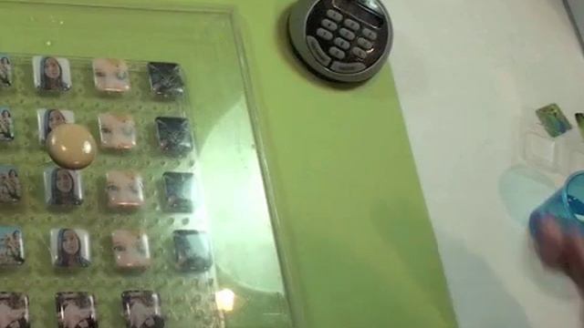 Little Windows Resin - Rubiks Photo Game Cube (Part 2) смотреть онлайн