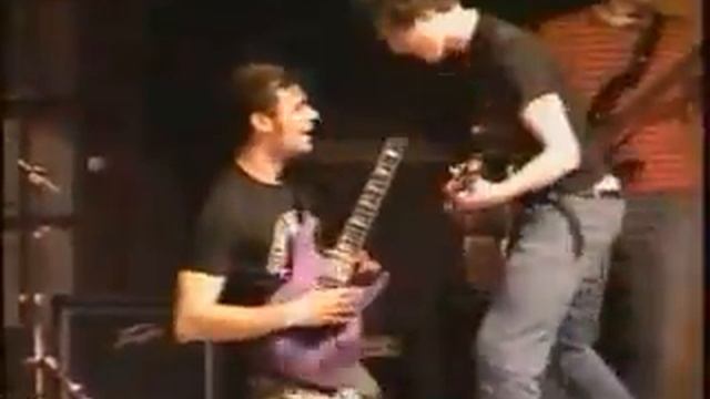 EFE - Paranoid Android смотреть онлайн