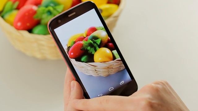 Moto G rodando com Android 4.4.2 KitKat [HANDS ON] смотреть онлайн
