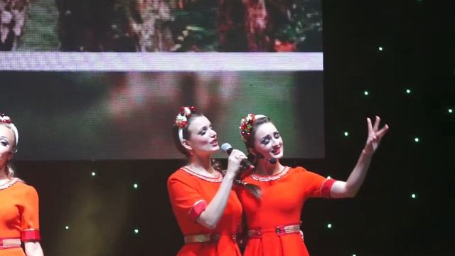 Ансамбль "ДЕВЧАТА" С-Петербург смотреть онлайн