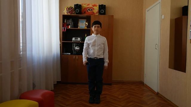 Аюбаев Сұлтан 11 лет песня "Я улыбаюсь" смотреть онлайн