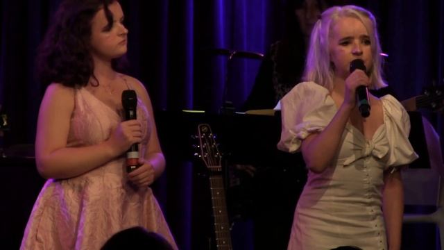 Milly Shapiro & Abigail Shapiro - "Side Show Medley" (Henry Krieger & Bill Russell) смотреть онлайн