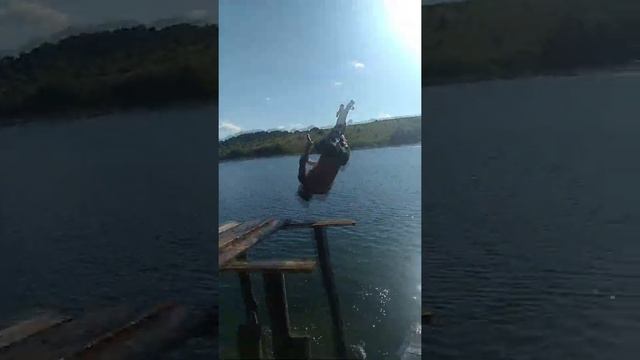 ЗАДНИЙ ВИНТ В ВОДУ смотреть онлайн