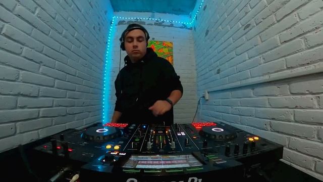 Kryked Rcrds Mixtape 50 - Sebastian Mora смотреть онлайн