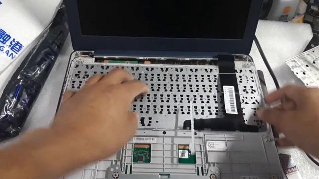 ASUS C202S - No power, No Display, Keyboard Replacement смотреть онлайн
