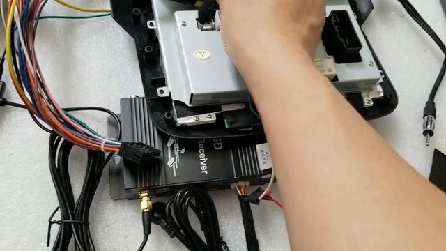 How To: Connect HDTV Tuner смотреть онлайн