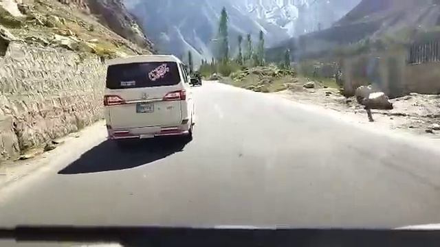 Changan Karvaan Plus at HUNZA Valley смотреть онлайн