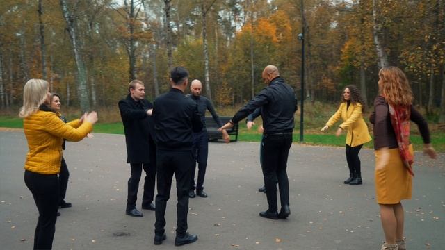 Осенняя пора - очей очарованье! смотреть онлайн