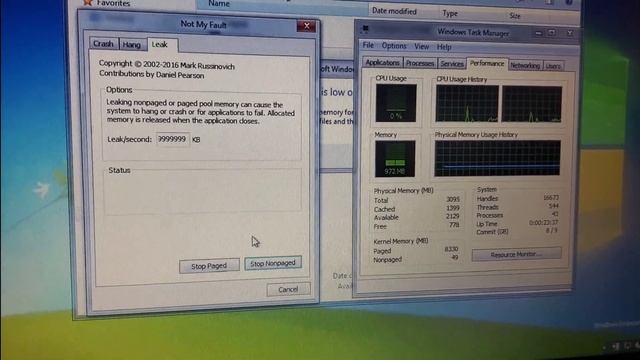 Destroying Windows with NotMyFault.exe in 24 seconds смотреть онлайн