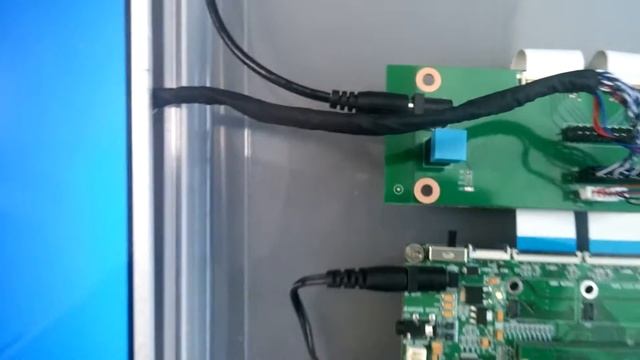 Windows Embedded Compact 2013 2CH LVDS(1080p split mode) test in i.MX6QP board. смотреть онлайн