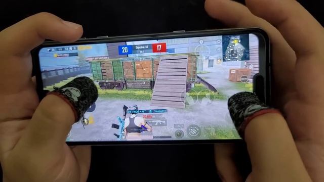 AQUOS R3 HANDCAM 1 VS 4 | CHEAPEST ANDROID PHONE FOR PUBG MOBILE | 4-FINGERS CLAW HANDCAM смотреть онлайн