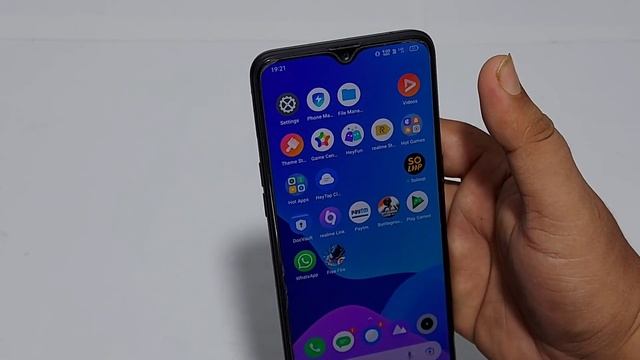 Realme UI 2.0 Update Review Of Realme 3 Pro | Android 11 Update Review Of Realme 3 Pro | Realme UI смотреть онлайн