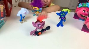 Руслан НЕ ХОЧЕТ ДЕЛИТЬСЯ с Вредной Мамой  | РОМАРИКИ