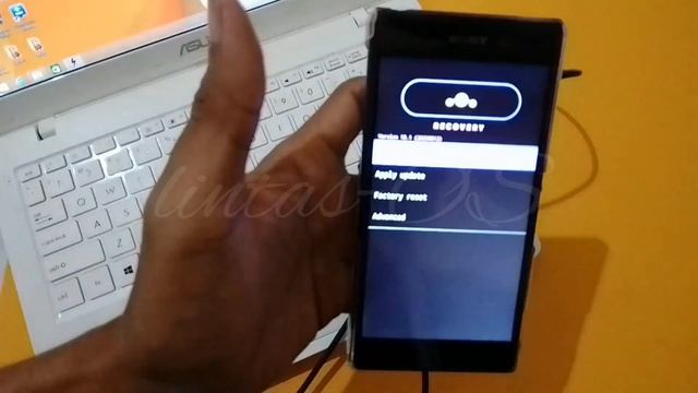 Upgrade Android 11 Sony Xperia Z2 si Mantan Flagship смотреть онлайн