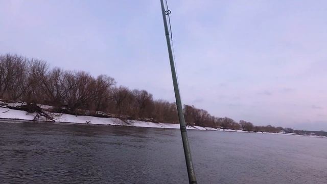 Нахлыст зимой. Испытание стримера ГнутышЪ RAINBOW на судака и щуку. смотреть онлайн