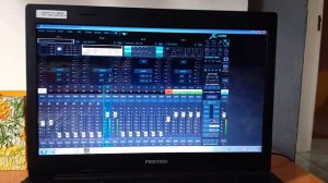 Behringer xr16